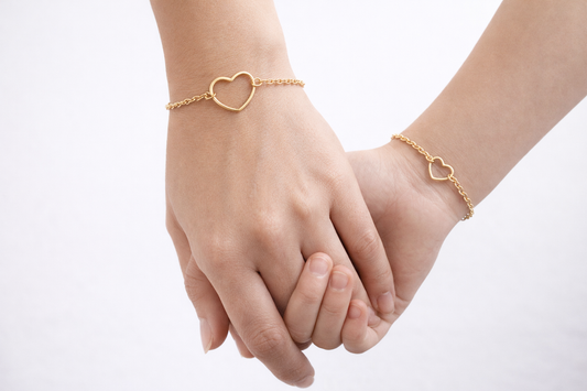 Bracelets Fête des mères mère fille assortis DuoBijoux portés sur le poignet