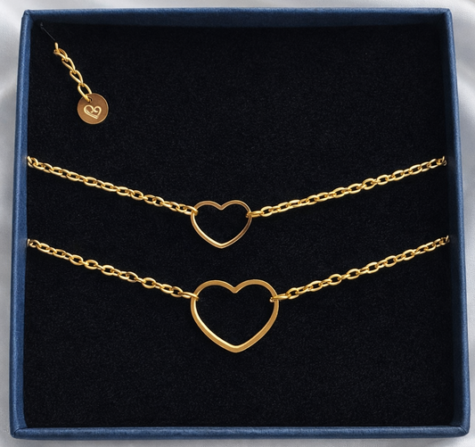 Bracelet Fête des Mères duo cœur mère fille en acier doré 18K dans son écrin